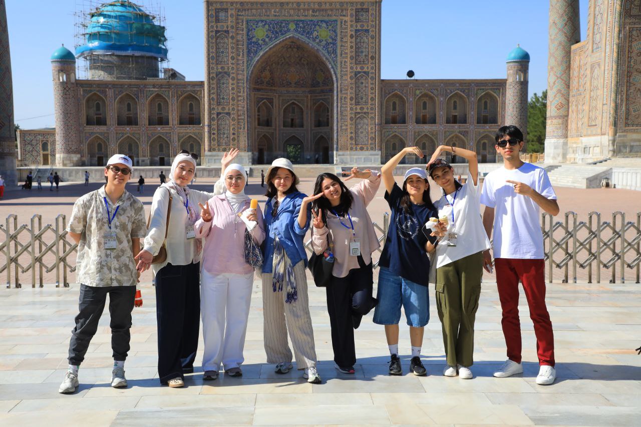 AFES–2025 Yozgi maktabi doirasida Samarqandga ilmiy-madaniy sayohat tashkil etildi